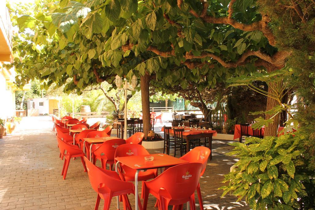 Hostal Braseria Tivissa ภายนอก รูปภาพ